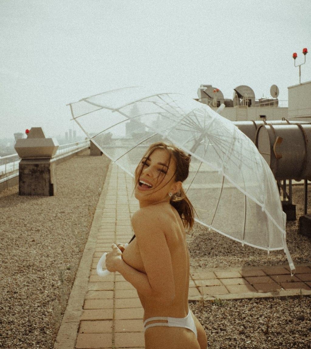 Люсия привлекальеная девушка из Моспино цена от 4000 руб