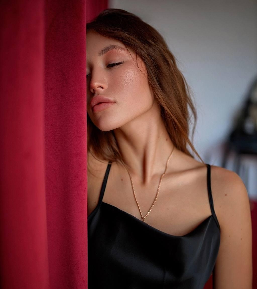 Софья привлекальеная девушка из Моспино цена от 5000 руб