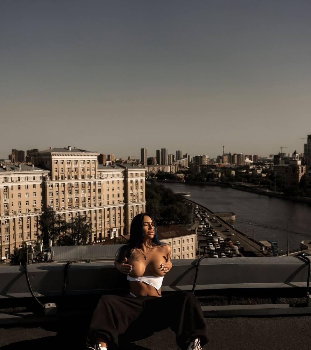 Дана привлекальеная девушка из Моспино цена от 5000 руб