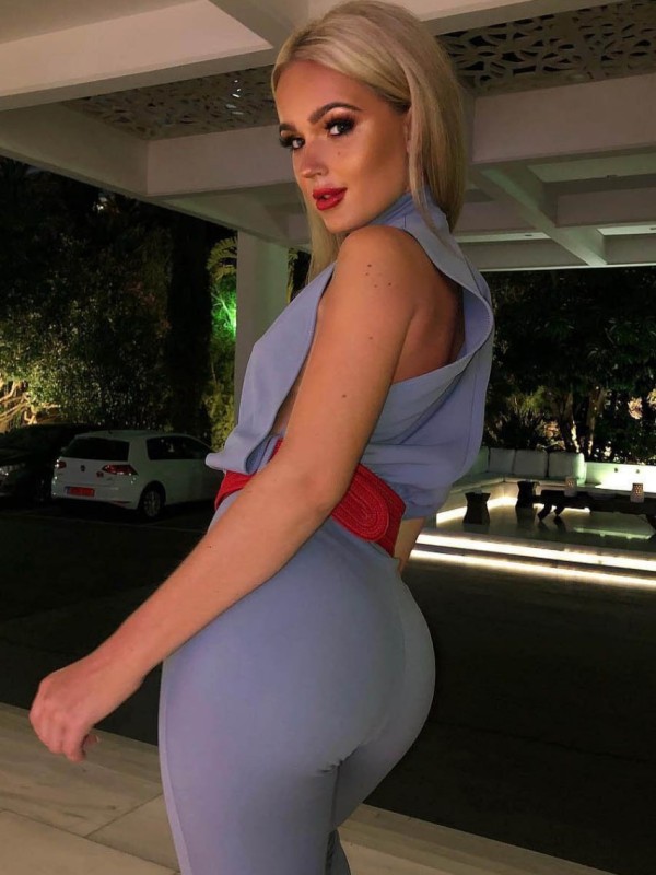 Алина привлекательная девушка из Моспино цена от 3000 руб