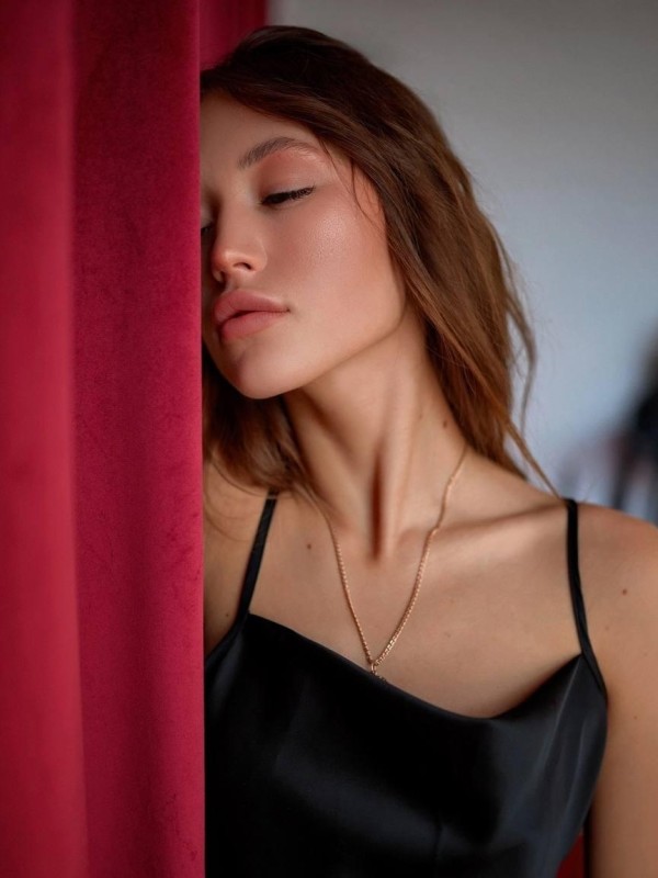 Софья привлекательная девушка из Моспино цена от 5000 руб